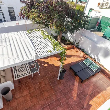 Sonneland Large & Private Terrace Apartment *