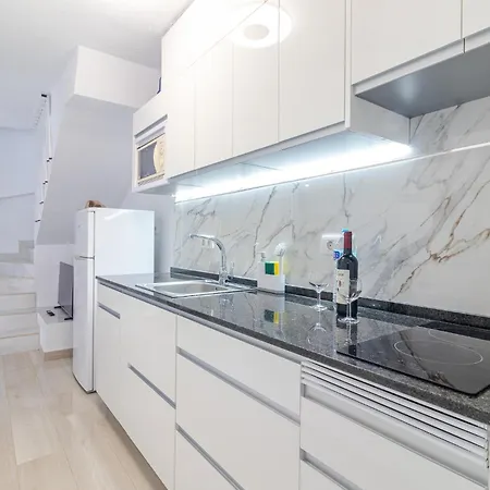 Sonneland Large & Private Terrace Maspalomas
